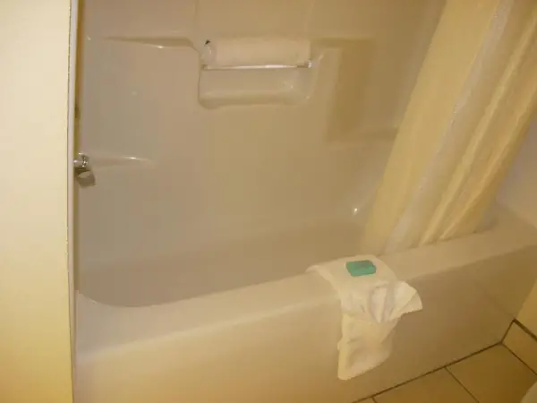 Western Inn & Suites 7
